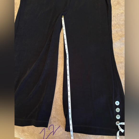 Chico’s travelers Black top and pants size 2P (12-14) - Picture 9 of 11